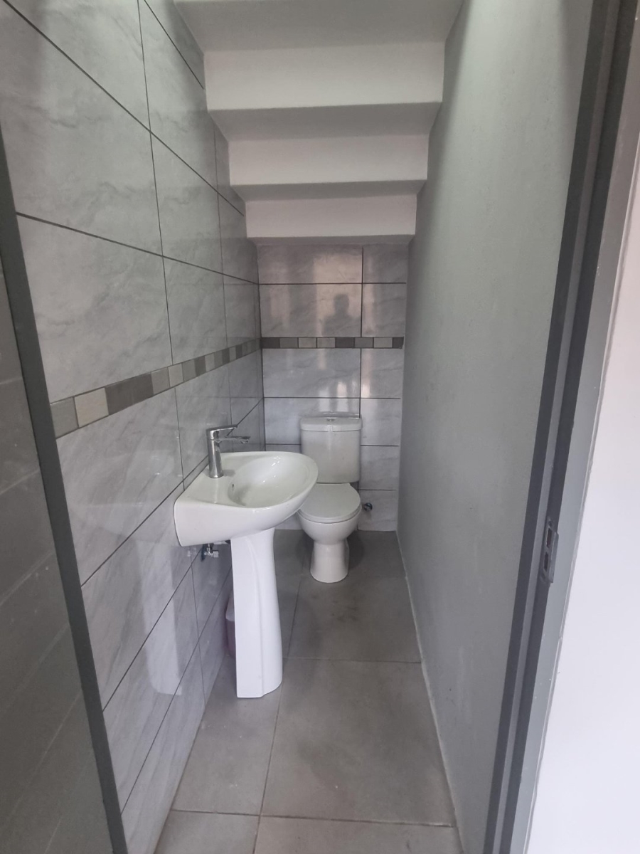 3 Bedroom Property for Sale in Ifafi North West